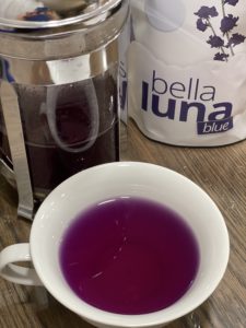 Bella Luna Blue with citrus turns purple